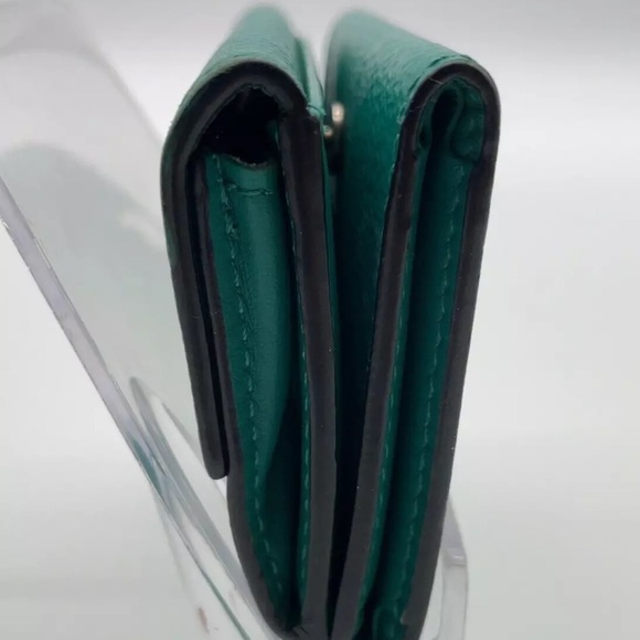 Auth Louis Vuitton Taigarama Green Discovery Compact Wallet W/B and dust bag - Picture 16 of 16